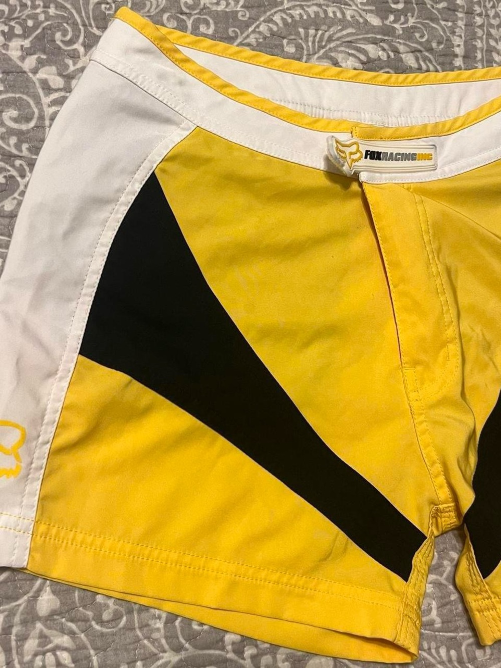 Fox Racing yellow black and white sports street wear shorts - Picture 2 of 4